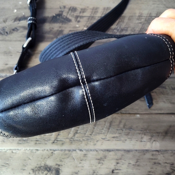 Leather Crossbody Bag - Picture 7 of 7